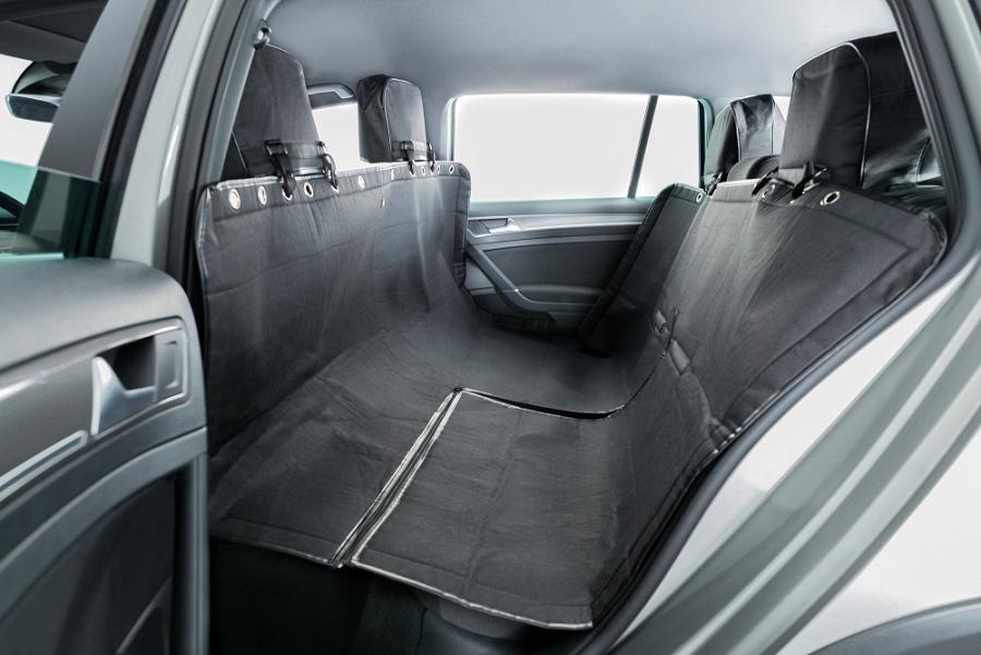 Trixie Car Seat Cover накидка на заднє сидіння в автомобіль для собак 145×160 см (1324)